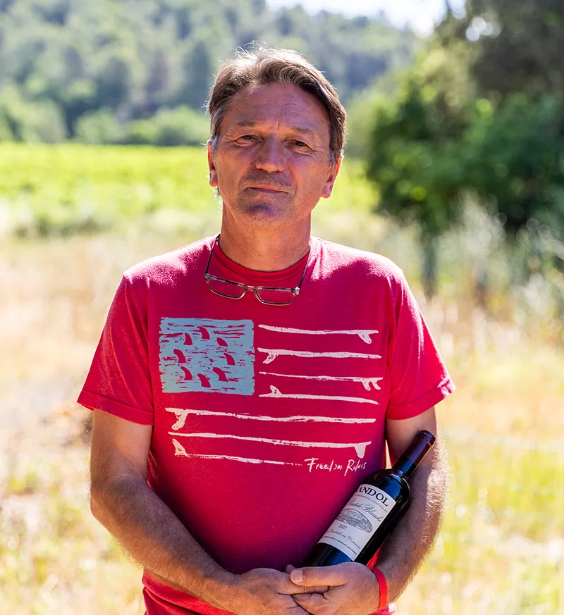 Vigneron du domaine de la Bastide Blanche