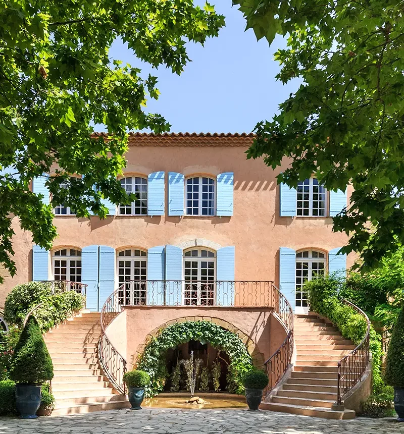 La bâtisse du château de Vignelaure