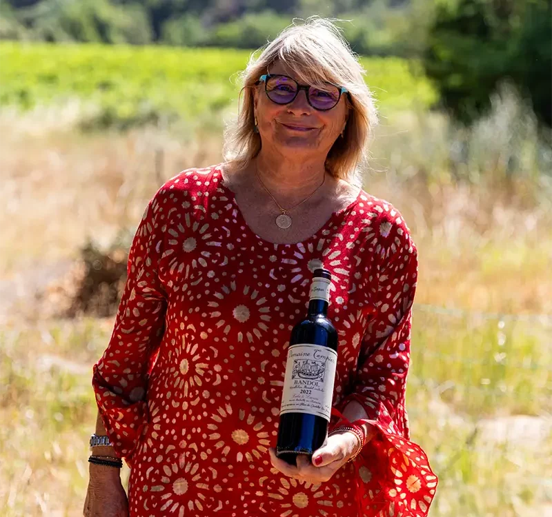 Vigneronne du domaine tempier